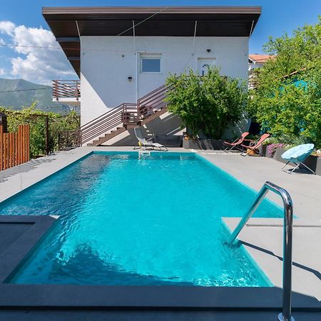 Pure Sky Apartments - With Pool Mostar Exteriör bild