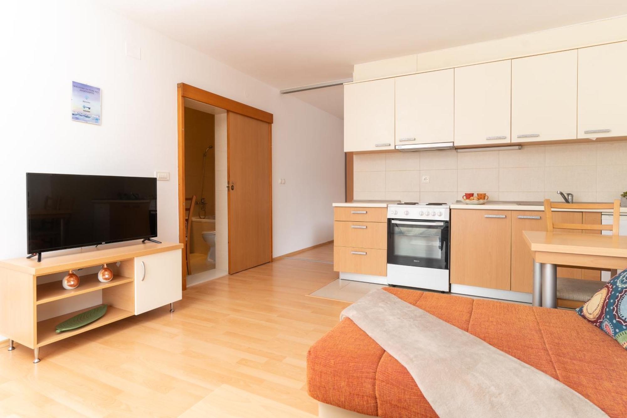 Pure Sky Apartments - With Pool Mostar Exteriör bild